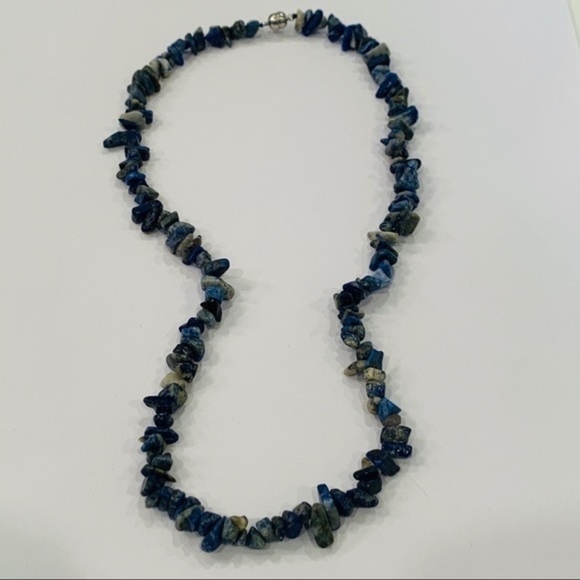 Jewelry - 💐5/25 natural chipped tumbled stone necklace